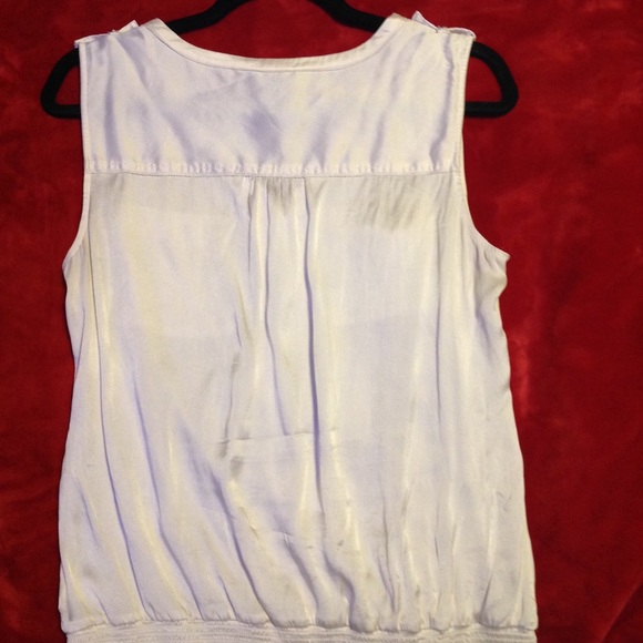 Top - Picture 2 of 2